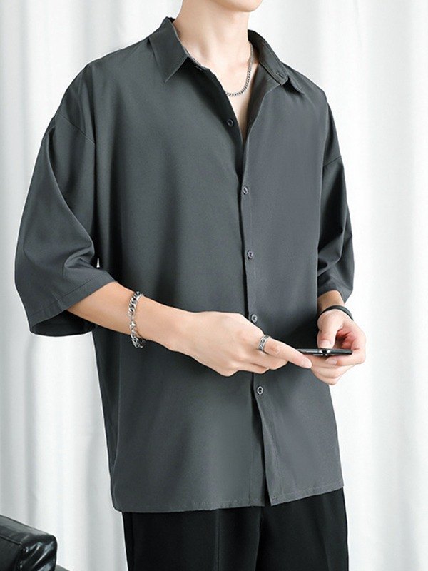 Men's Short Sleeve Buttoned Shirt-1